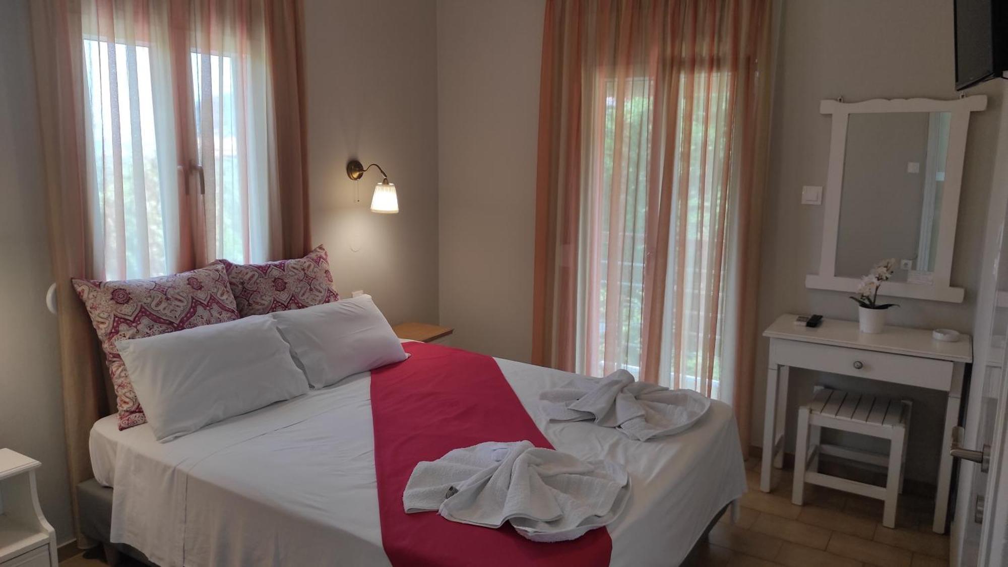 Rastoni Guest House Skopelos Eksteriør billede